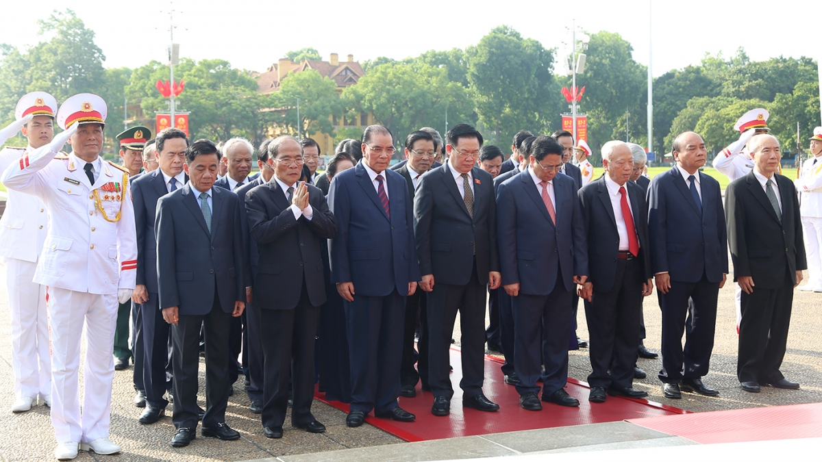 Lãnh đạo Đảng, Nhà nước vào Lăng viếng Chủ tịch Hồ Chí Minh